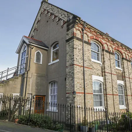 Flat 2 The Old Chapel * Whitby